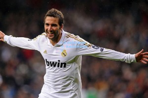 45岁女裁判的赛场困境，美貌是光环还是枷锁？